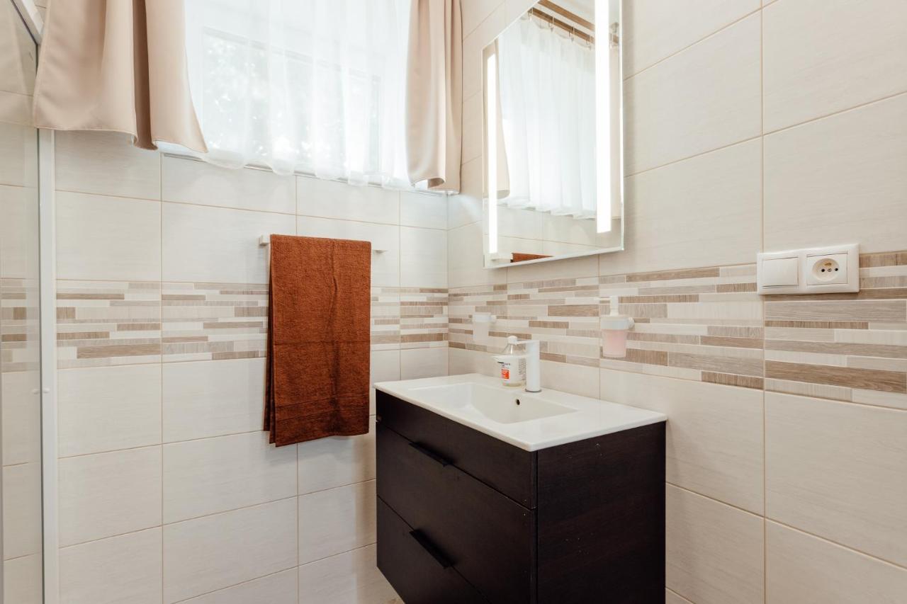 Banská Štiavnica Apartman Vo Vile Kammergraf מראה חיצוני תמונה