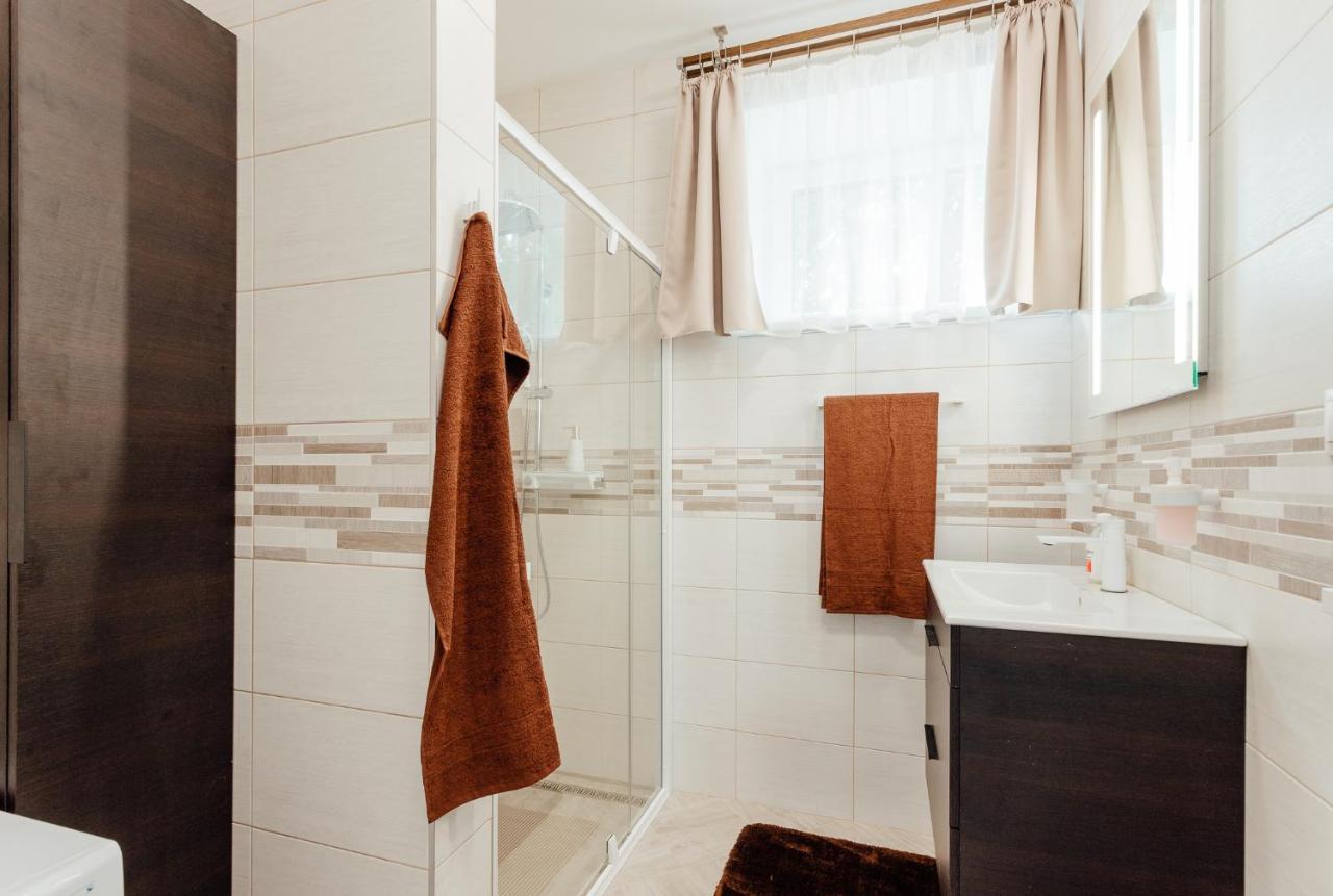 Banská Štiavnica Apartman Vo Vile Kammergraf מראה חיצוני תמונה